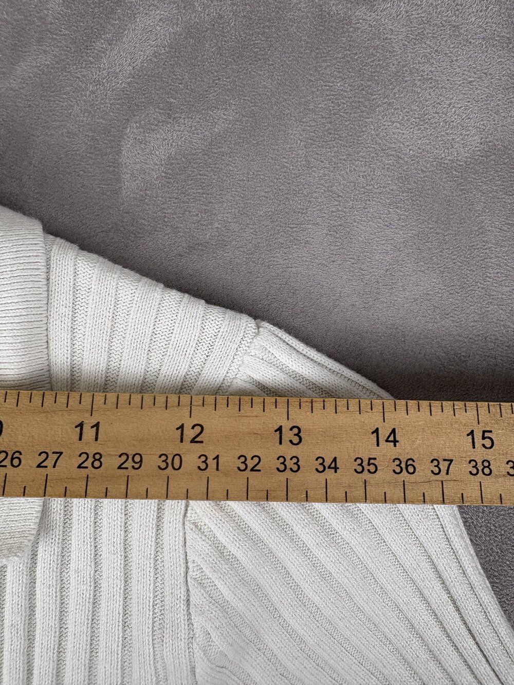 Brandy Melville Ribbed Collared Button-Up Cardigan OS - Picture 6 of 10